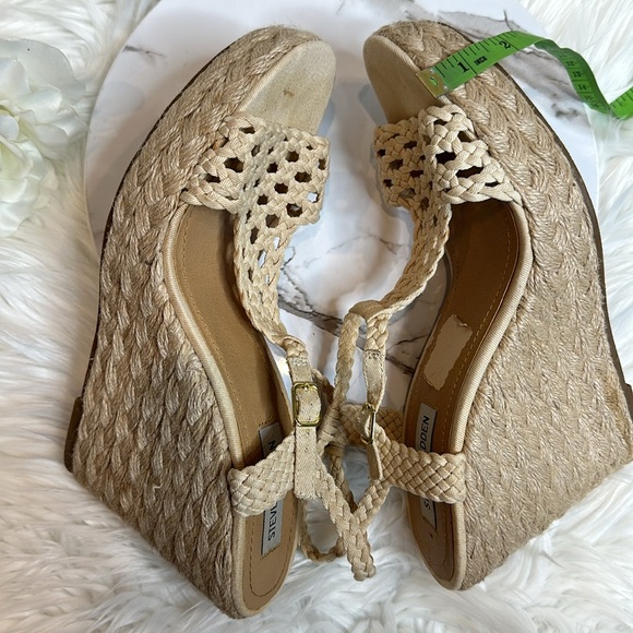 GUC Steve Madden Cream/Off White Crochet Boho Wedge Heels, 9.5M - Picture 12 of 14